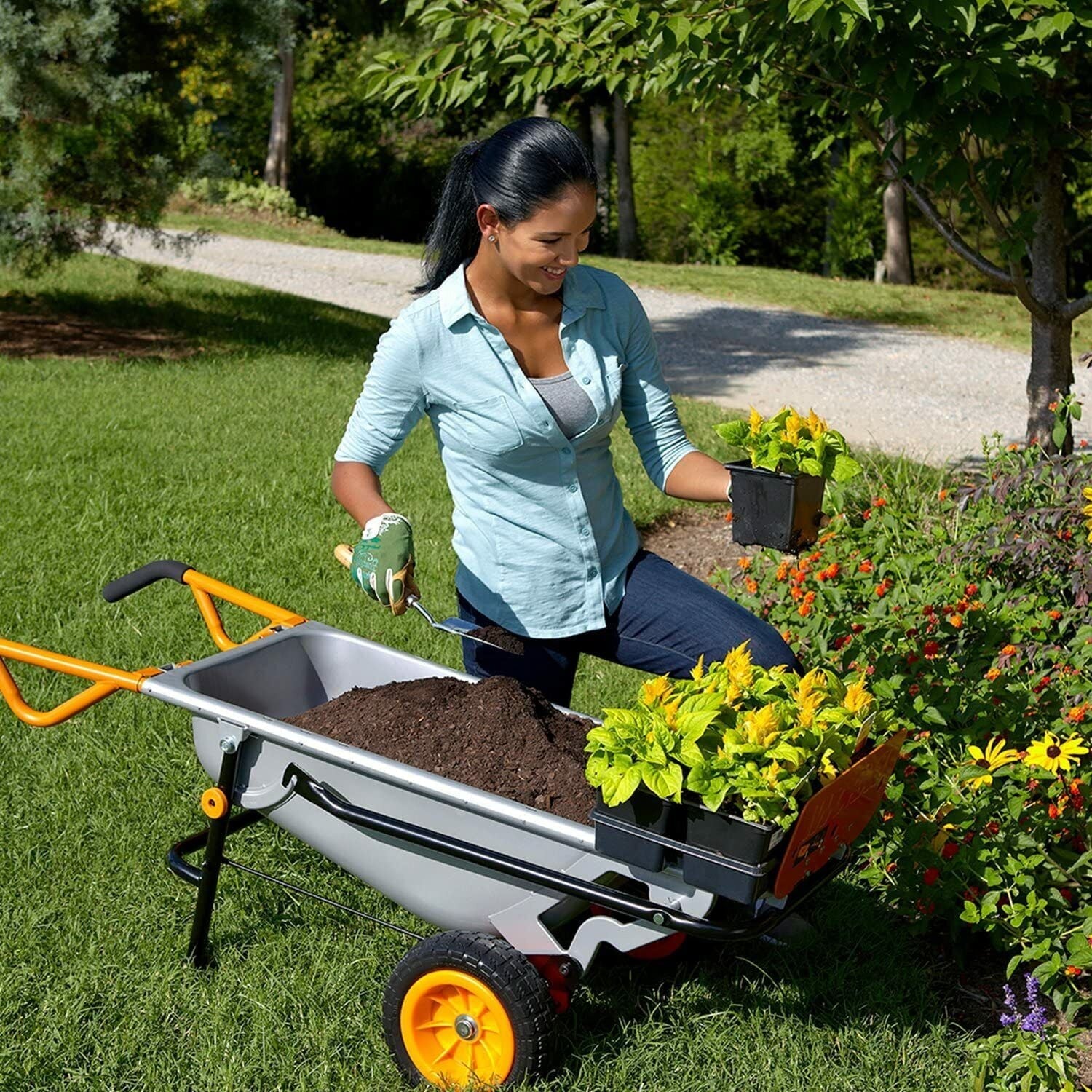 Worx WG050 Aerocart 8-in-1 Yard Cart Wheelbarrow Dolly J318