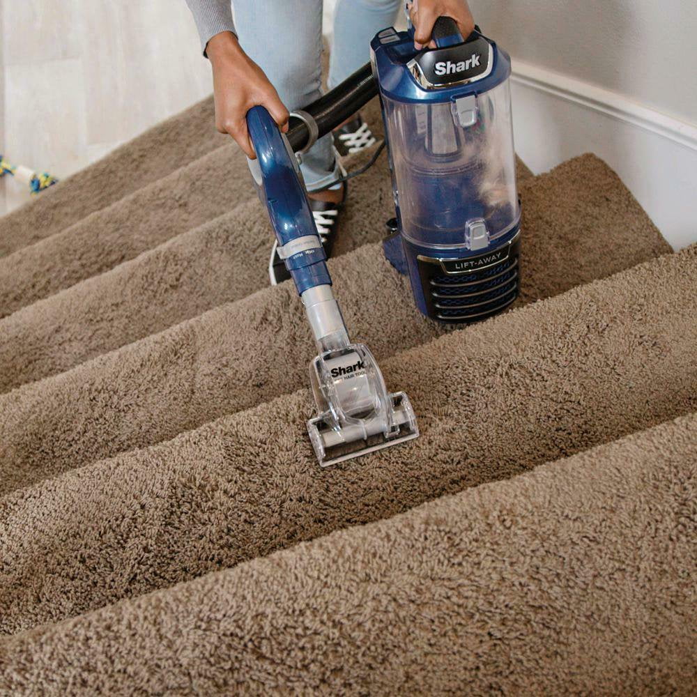 Shark Rotator Lift-Away Vacuum Cleaner ZU701 Y31806