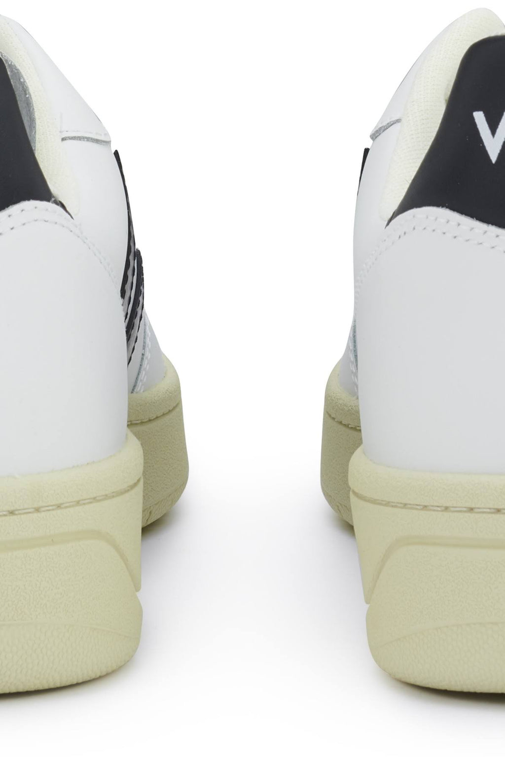 Veja V-10 Leather Sneakers White Black E78341