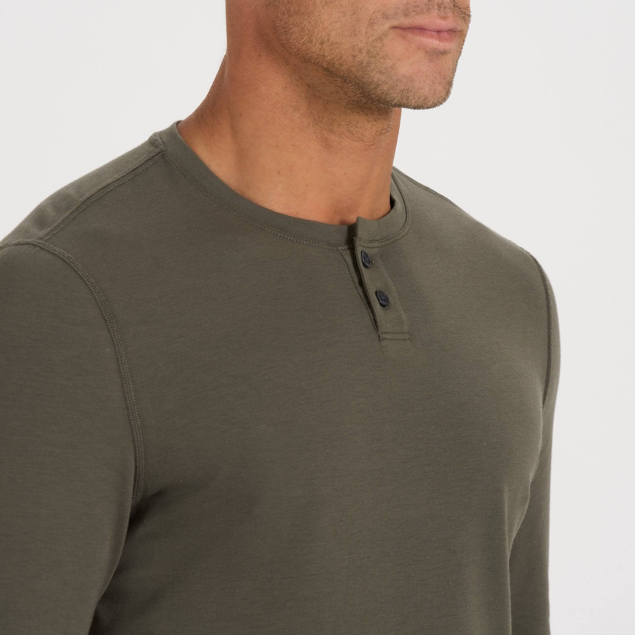 Vuori Men&s Ever Henley
