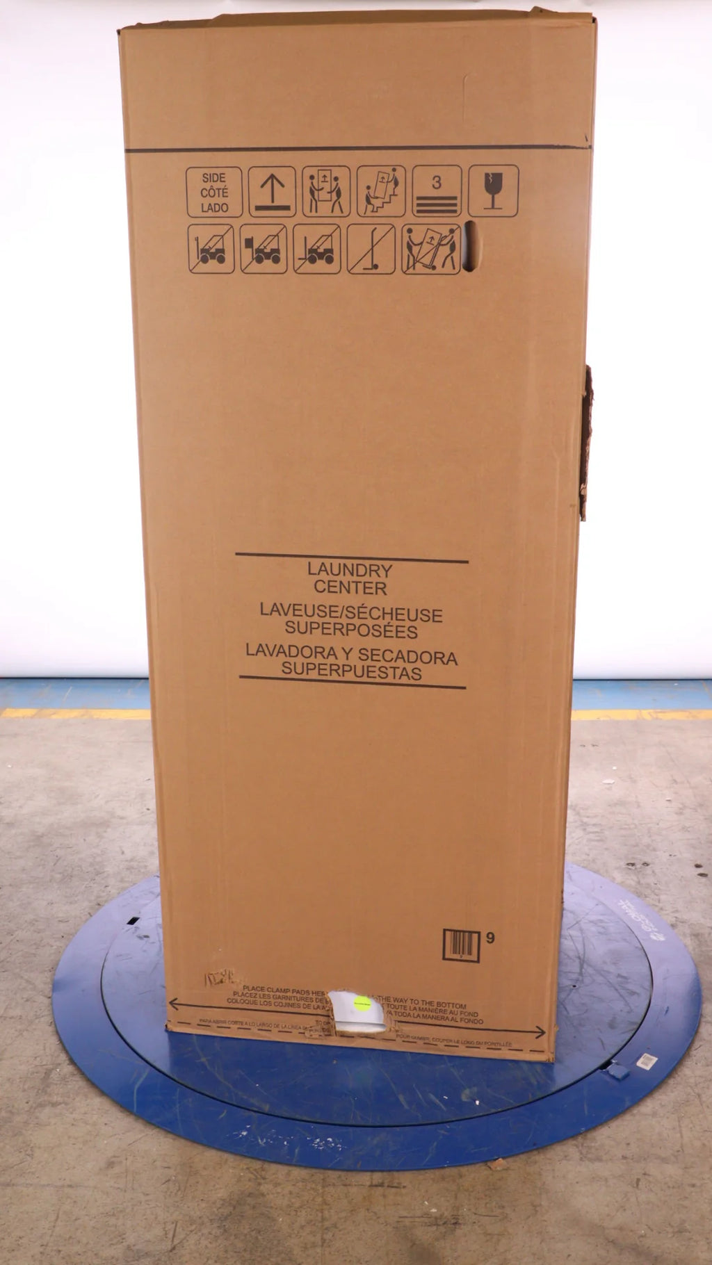 FRIGIDAIRE 27 in. White Electric Laundry Center Washer and Dryer J26050