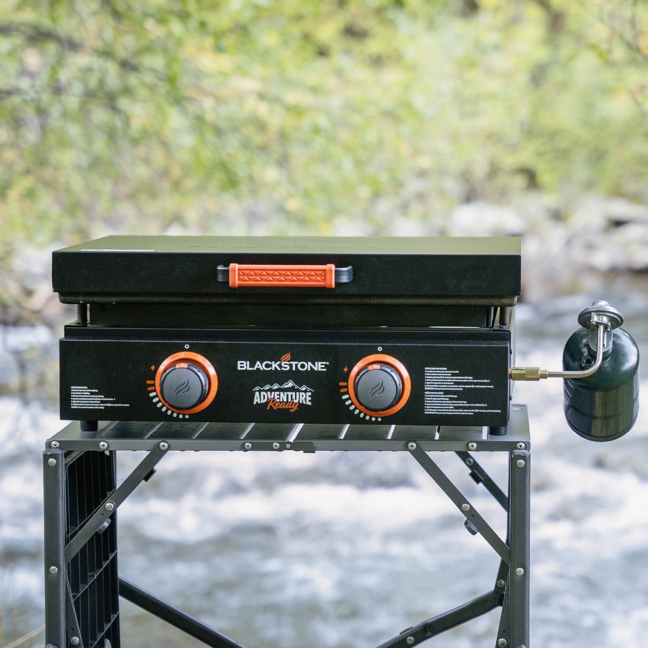 Blackstone Adventure Ready 2-Burner 22 Propane Griddle with Hard Cover U184511