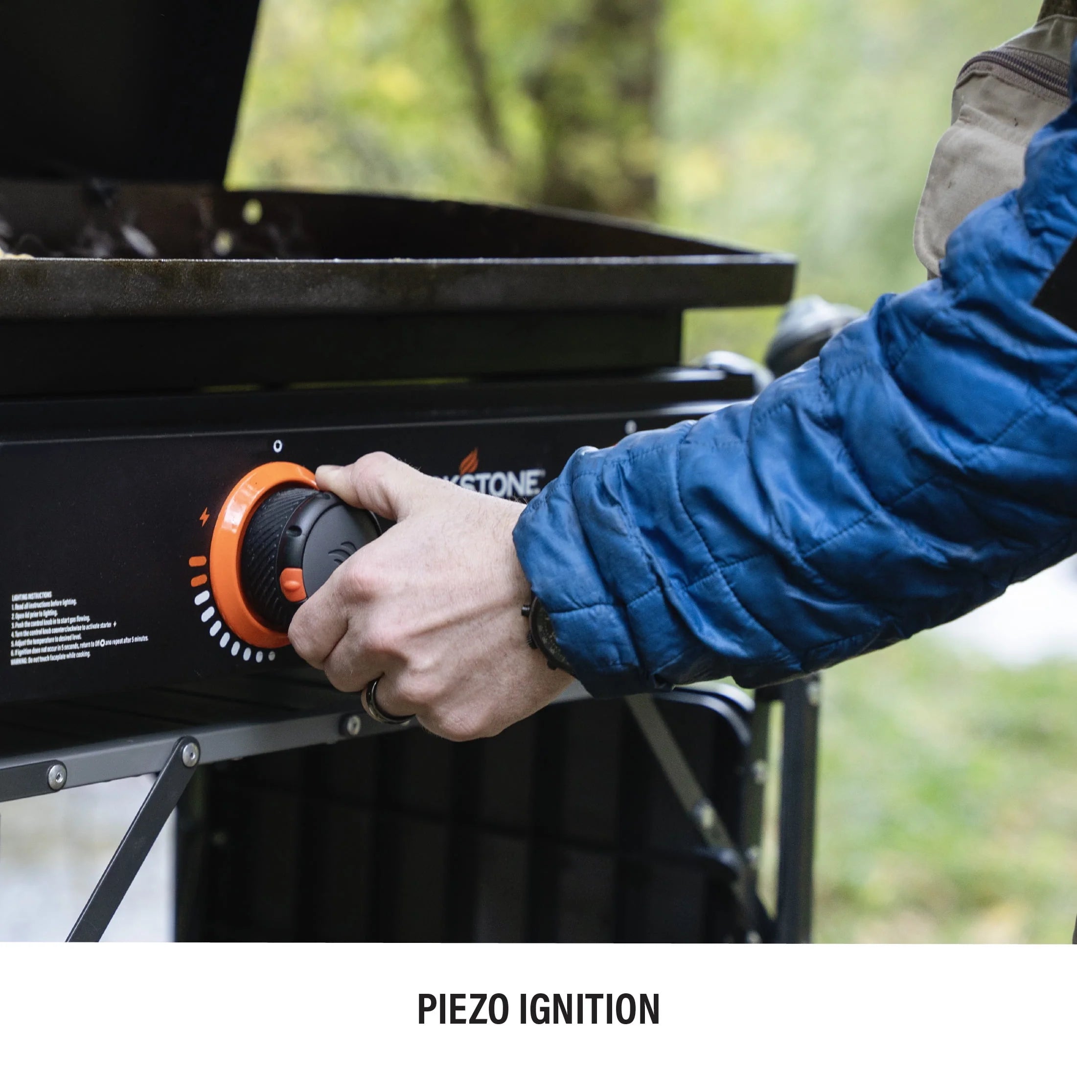 Blackstone Adventure Ready 2-Burner 22 Propane Griddle with Hard Cover U184511