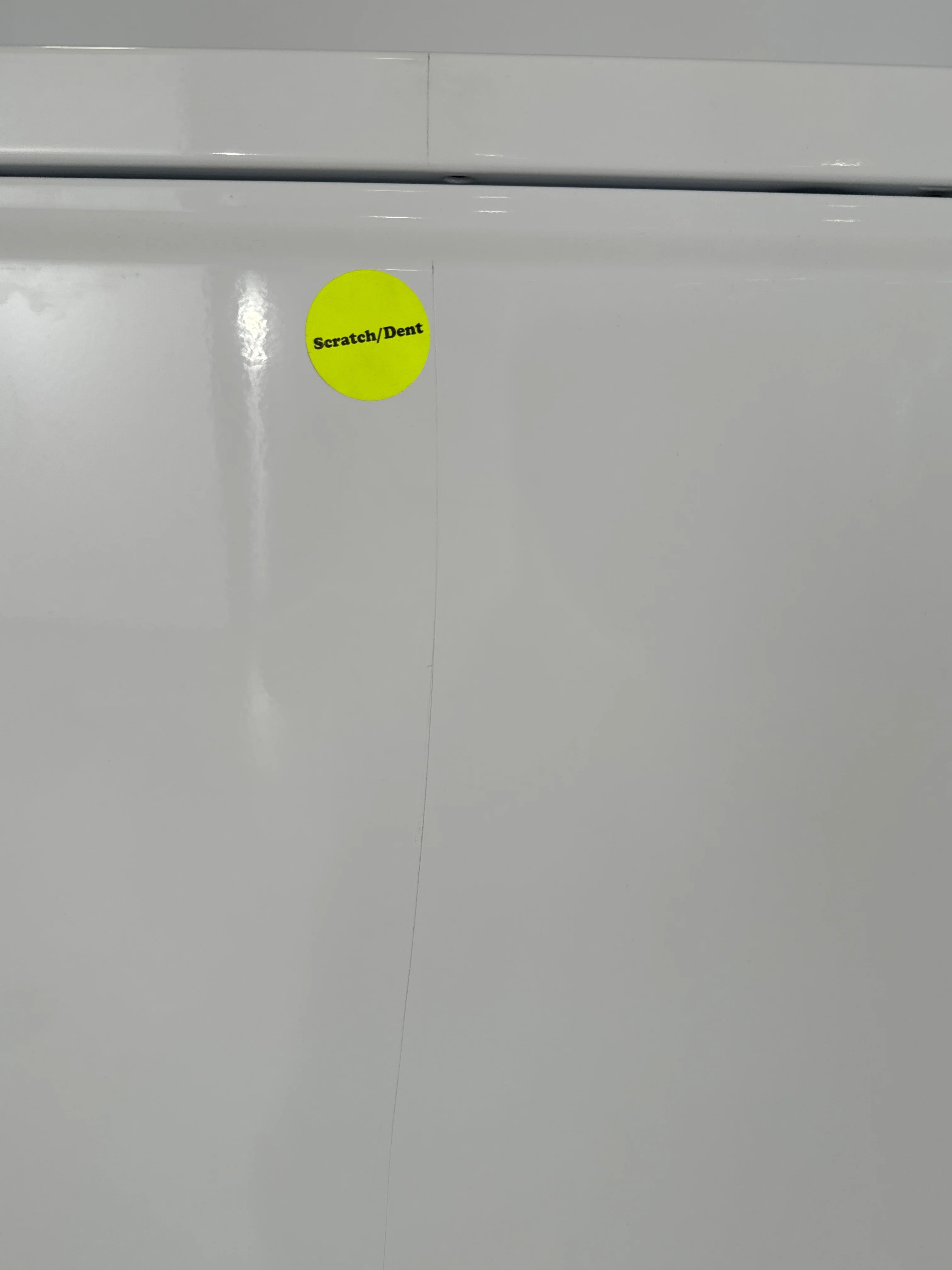 FRIGIDAIRE 27 in. White Electric Laundry Center Washer and Dryer J26050