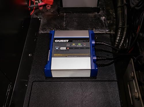 Guest 2707A On-Board Battery Charger 8A 12V 2 Bank X18793