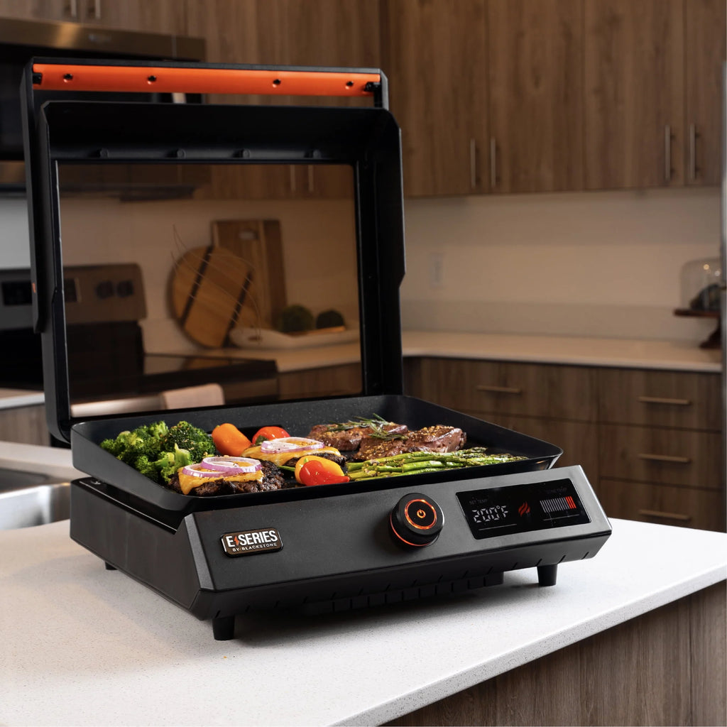 Blackstone E-Series 17 Electric Tabletop Griddle with Hood R7812