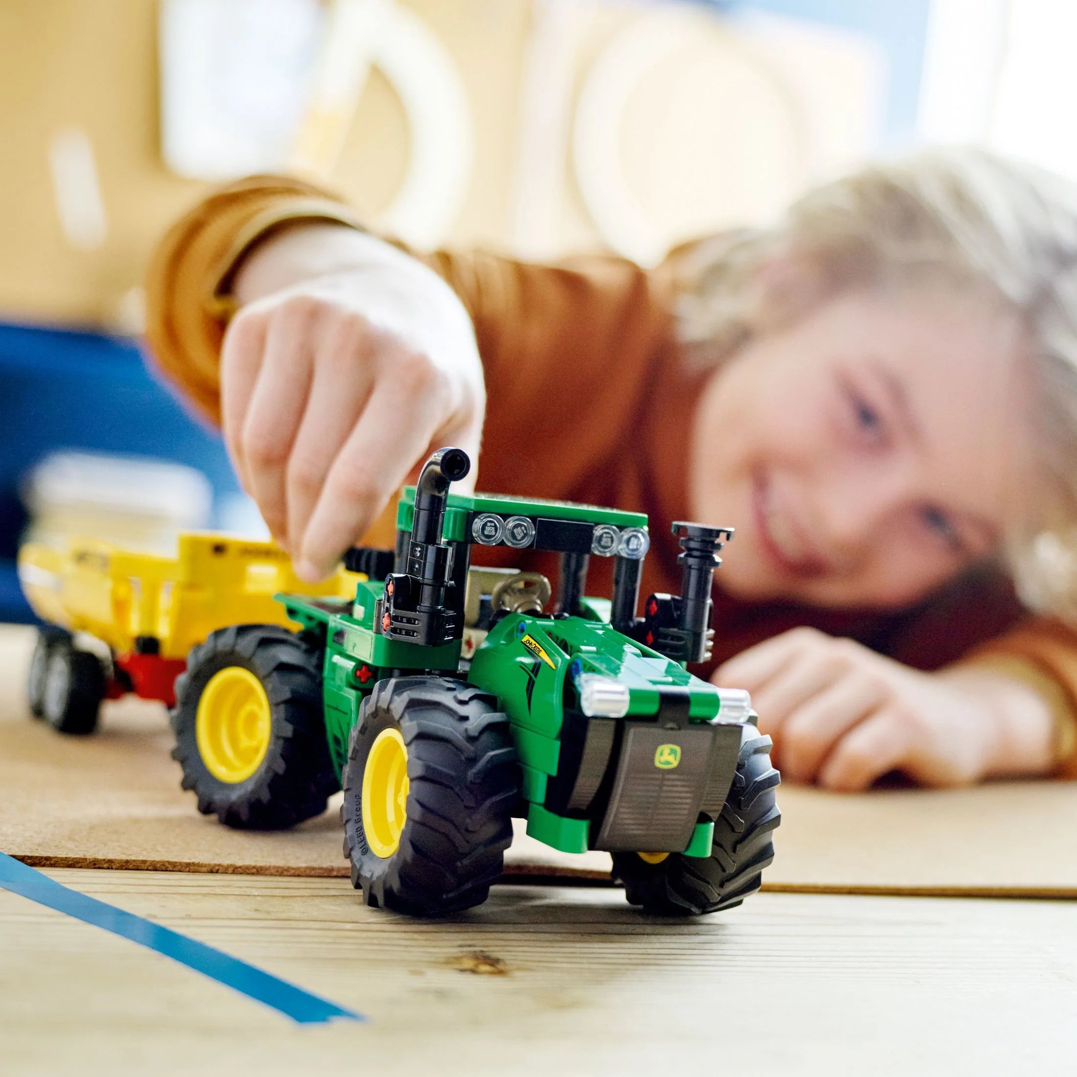 LEGO Technic John Deere 9620R 4WD Tractor Toy 42136 Building Set S20024