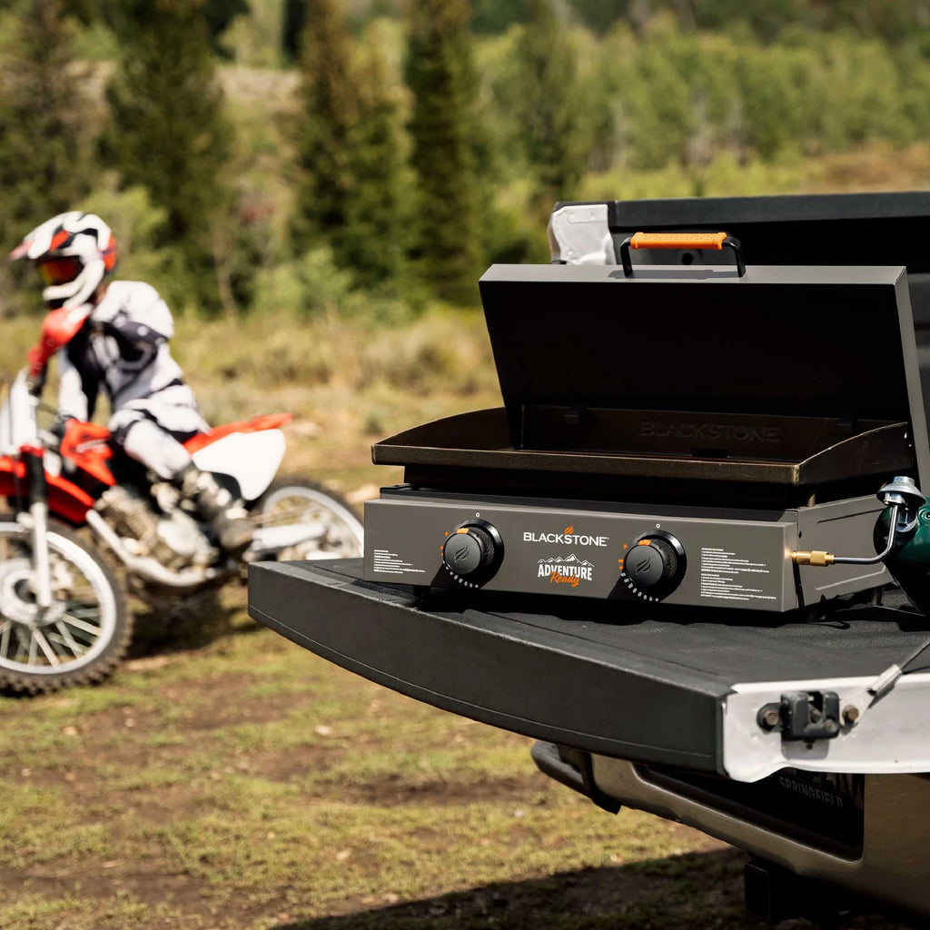 Blackstone Adventure Ready 2-Burner 22 Propane Griddle with Hard Cover U184511