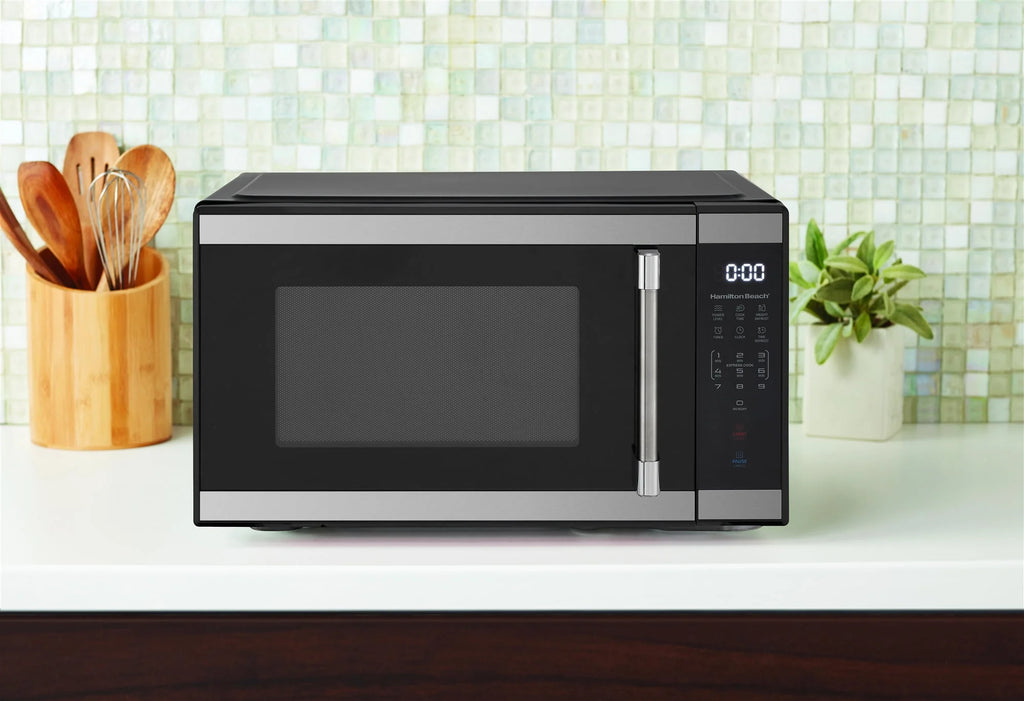 Hamilton Beach 1.1 cu ft Countertop Microwave Oven Stainless Steel U764319