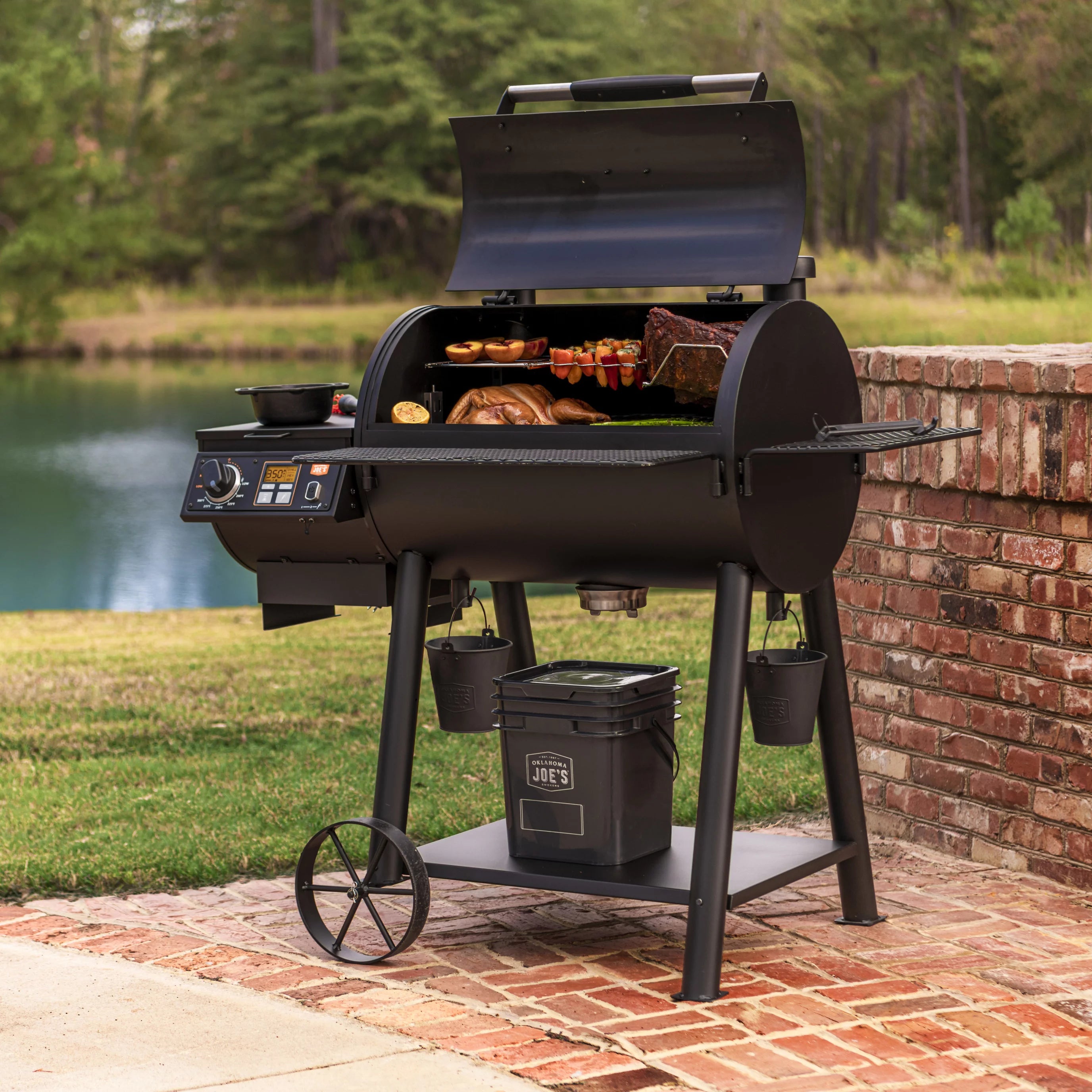 Oklahoma Joe's Rider 900 Pellet Grill N6879