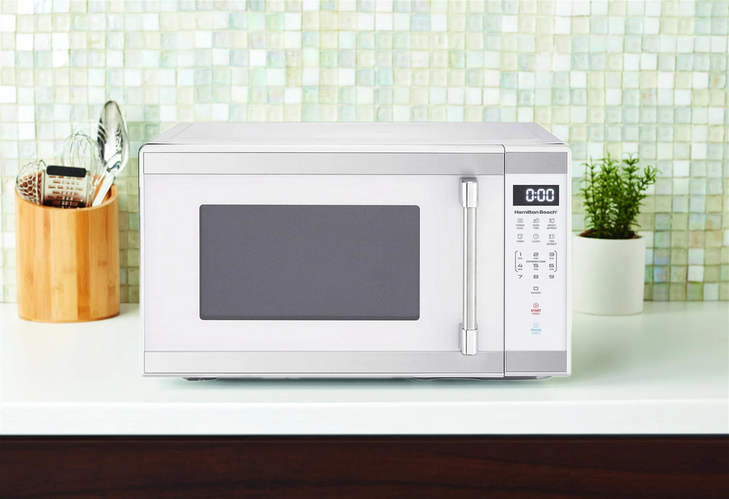 Hamilton Beach 1.1 cu ft Countertop Microwave Oven Stainless Steel U764319