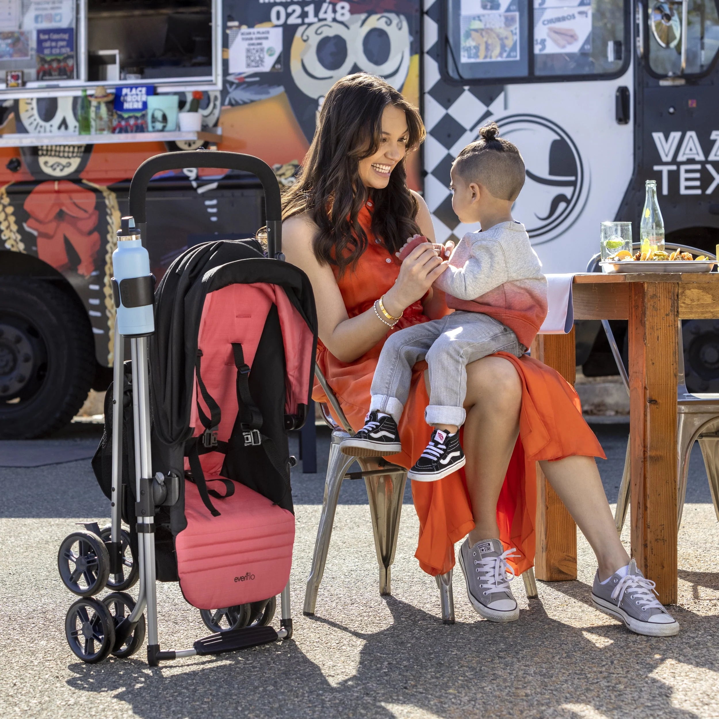 Evenflo Reversi Lightweight Reversible Stroller, Altair Black F135961