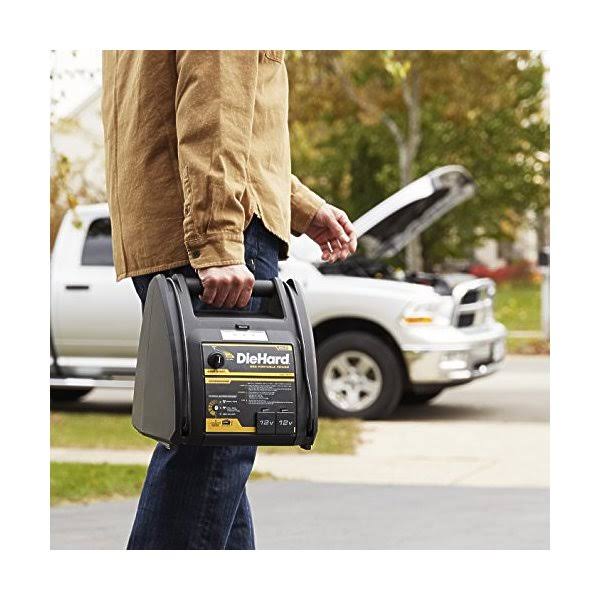 Diehard 71687 Gold Portable Power 950 Peak Amp 12V Jump Starter R573