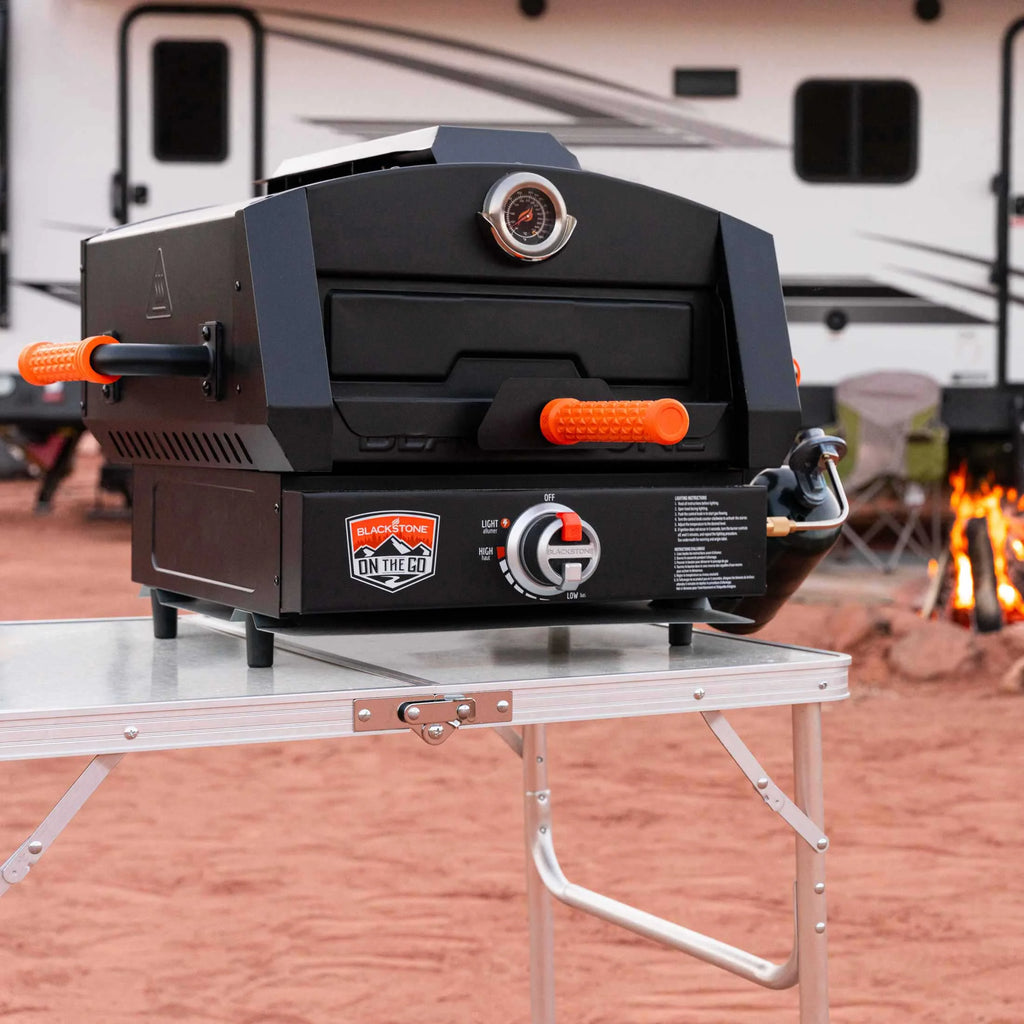 Blackstone On The Go 17 Pizza Oven with Burner Base O96971