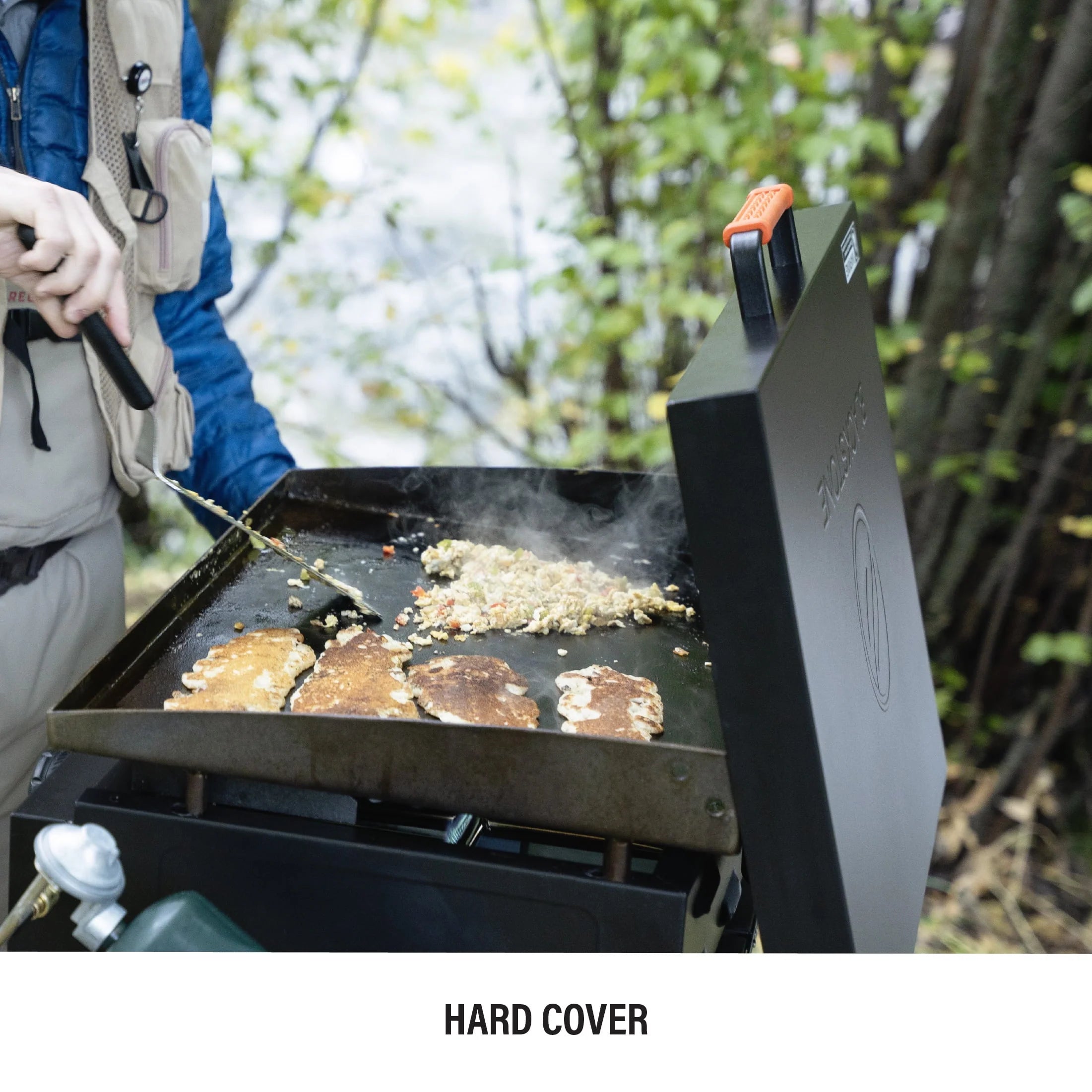 Blackstone Adventure Ready 2-Burner 22 Propane Griddle with Hard Cover U184511