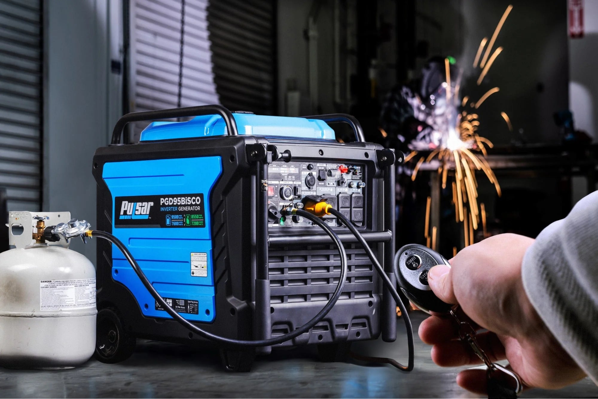 Pulsar 9,500 Watt Dual Fuel Inverter Generator with Remote Start L6111