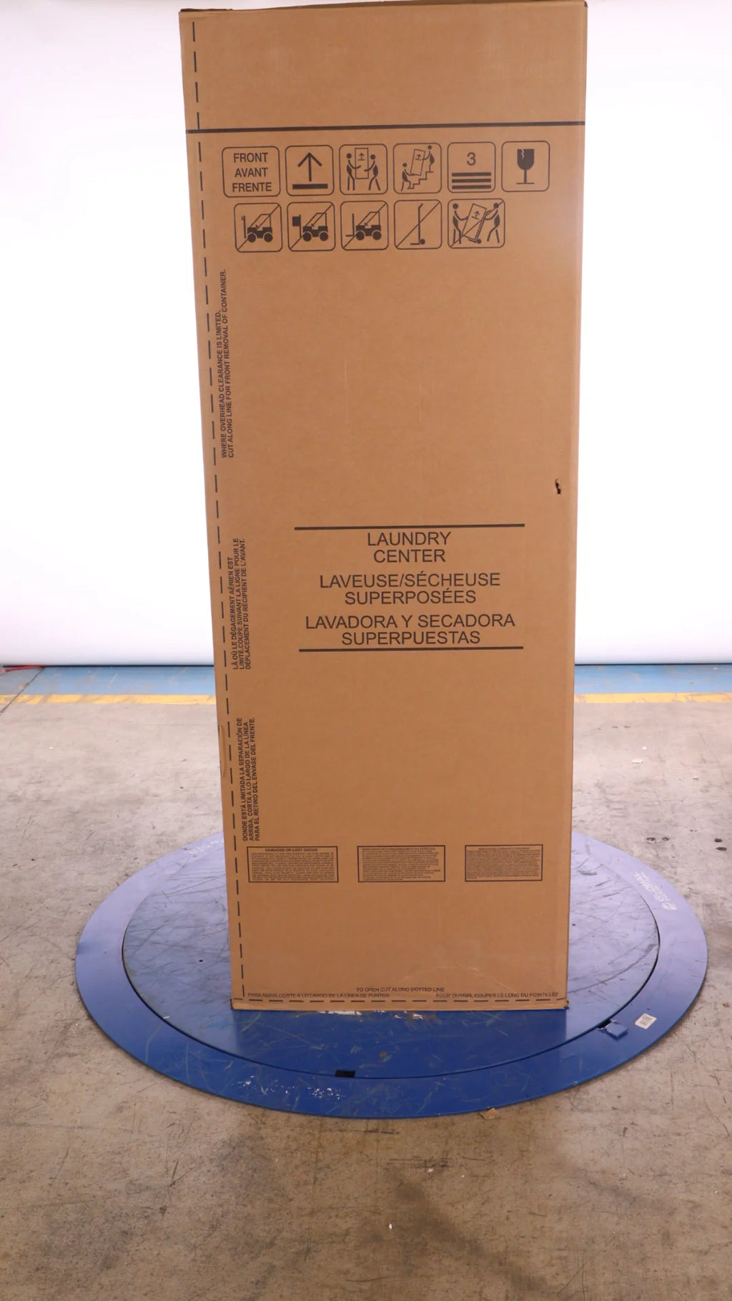 FRIGIDAIRE 27 in. White Electric Laundry Center Washer and Dryer J26050