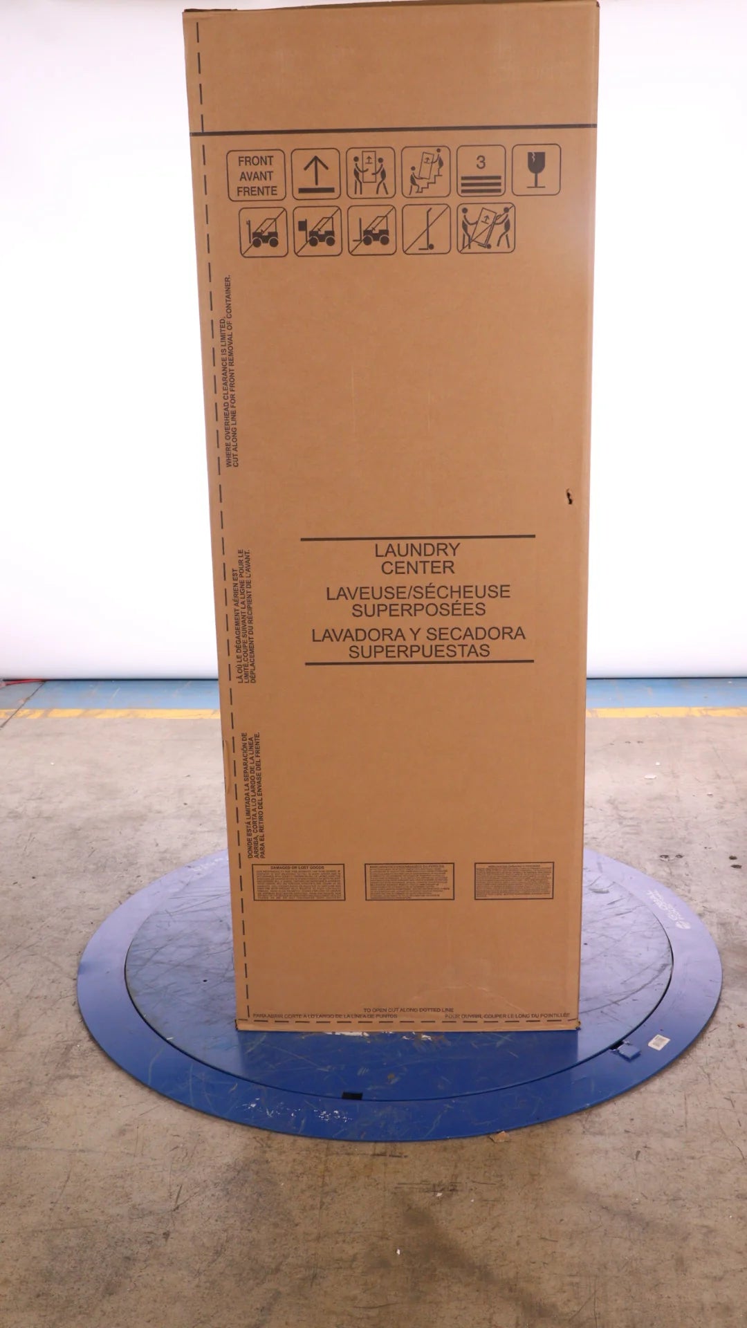 FRIGIDAIRE 27 in. White Electric Laundry Center Washer and Dryer J26050