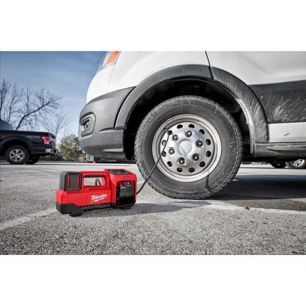 Milwaukee M18 Cordless Compact Tire Inflator P90054