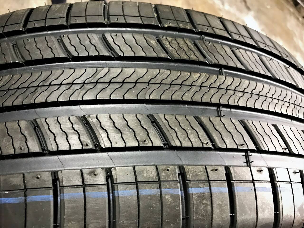 Michelin Premier LTX 285/45R22 114H XL Tire J225
