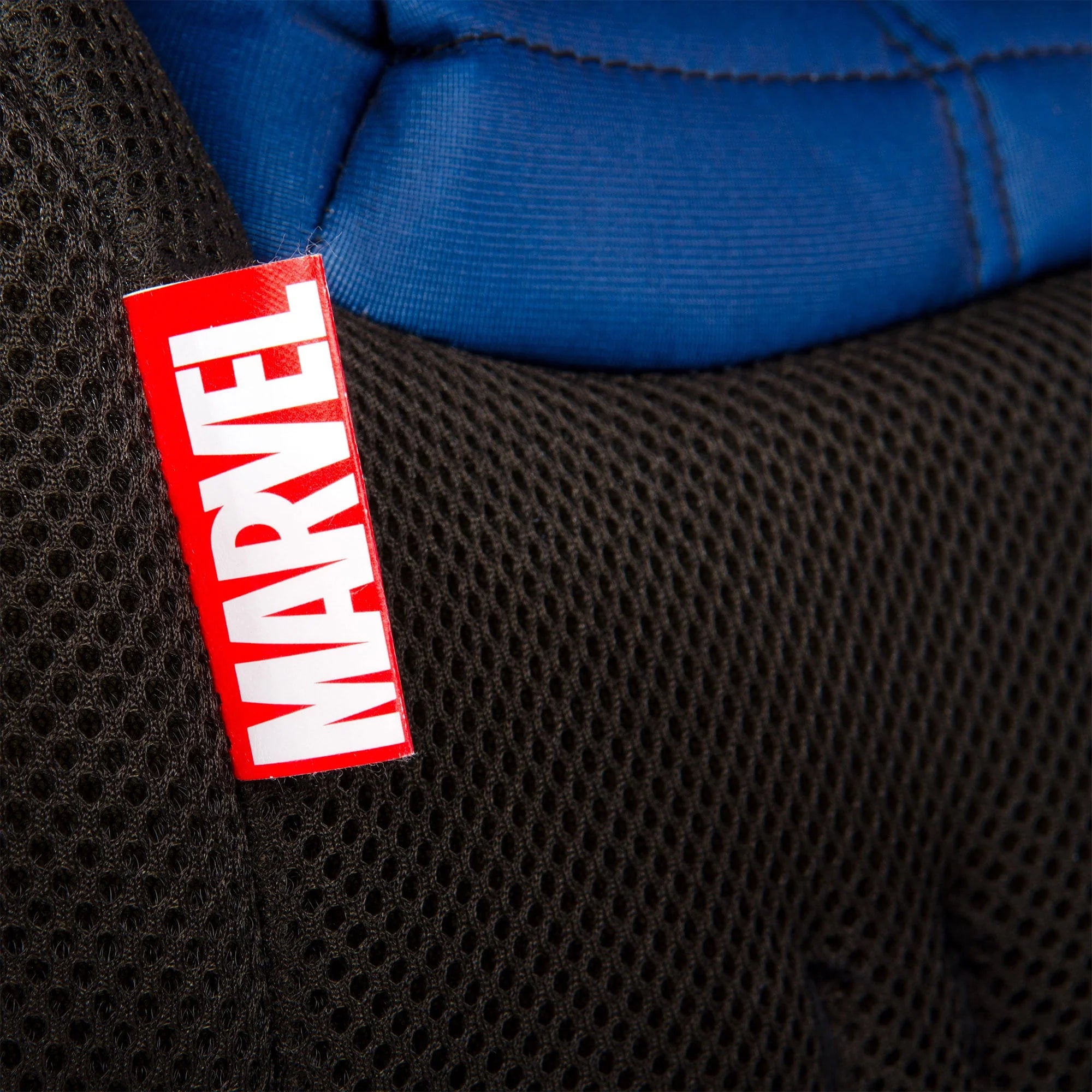 KidsEmbrace Combination Harness Booster Car Seat, Marvel Avengers Captain America Q1832