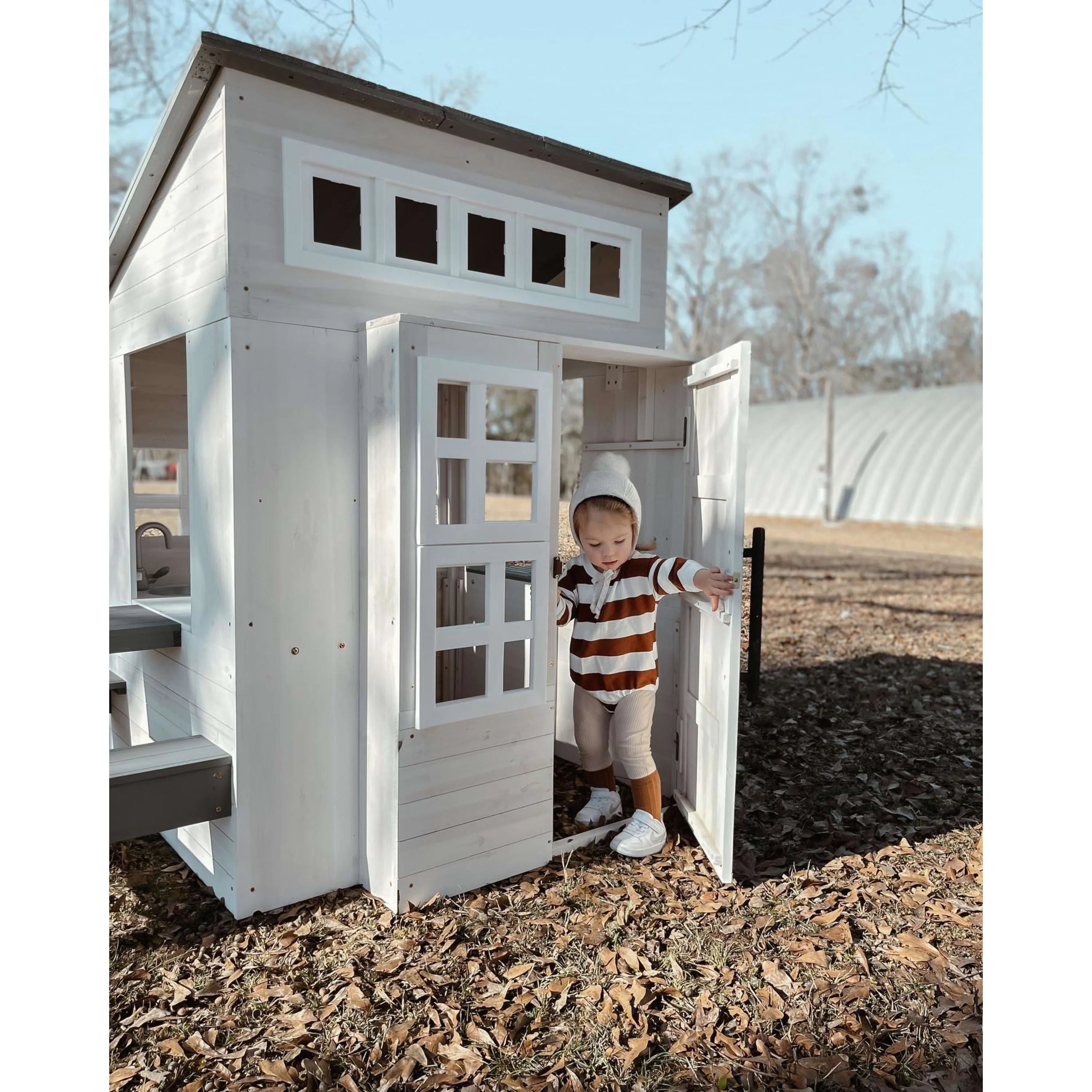KidKraft Modern Outdoor Wooden Playhouse with Picnic Table, Mailbox & Grill, White P4610