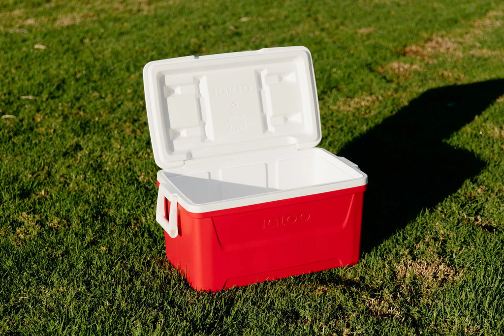 Igloo 48 QT Laguna Ice Chest Cooler Red P3169