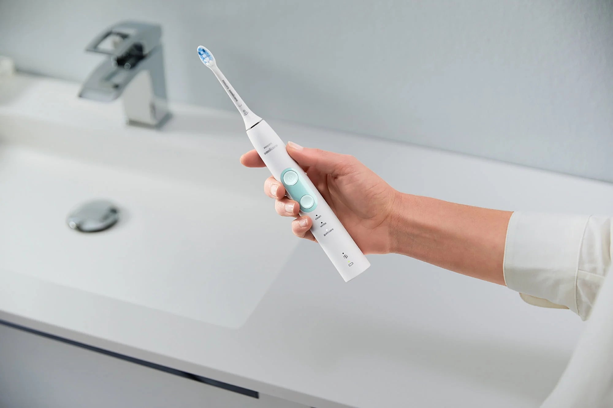 Philips Sonicare ProtectiveClean 5100 Rechargeable Electric Toothbrush, Black T378