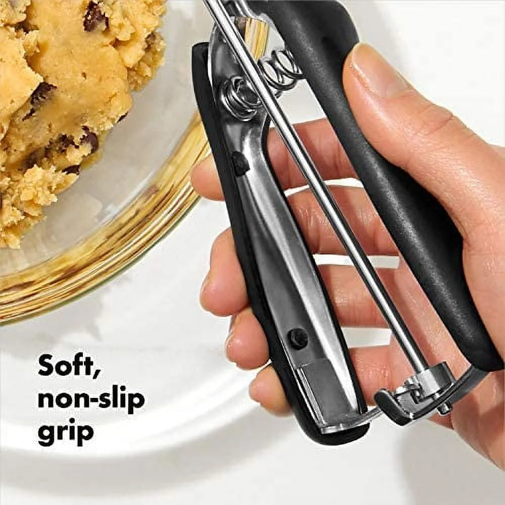 OXO Good Grips Medium Cookie Scoop T433946