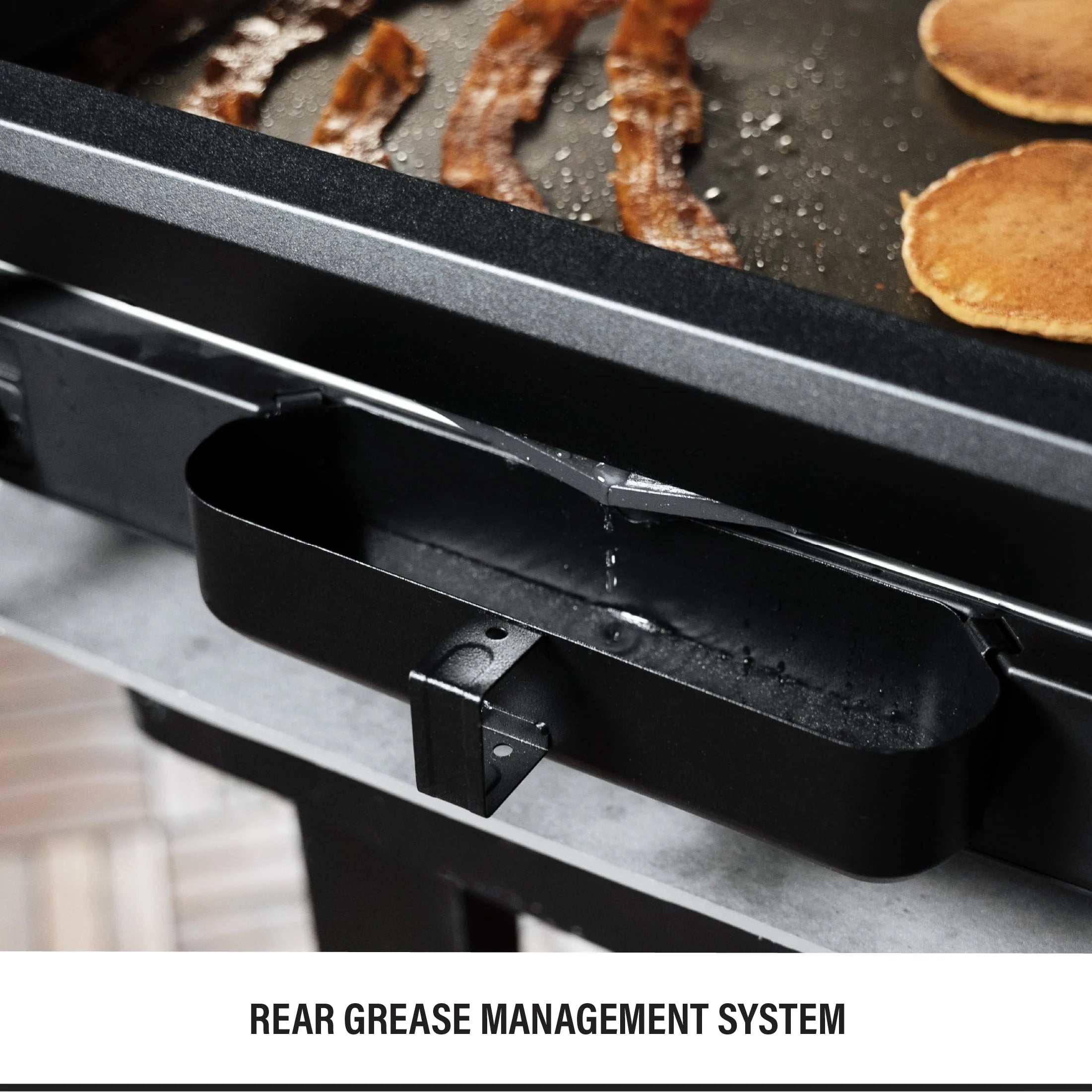 Blackstone E-Series 17 Electric Tabletop Griddle with Hood R7812