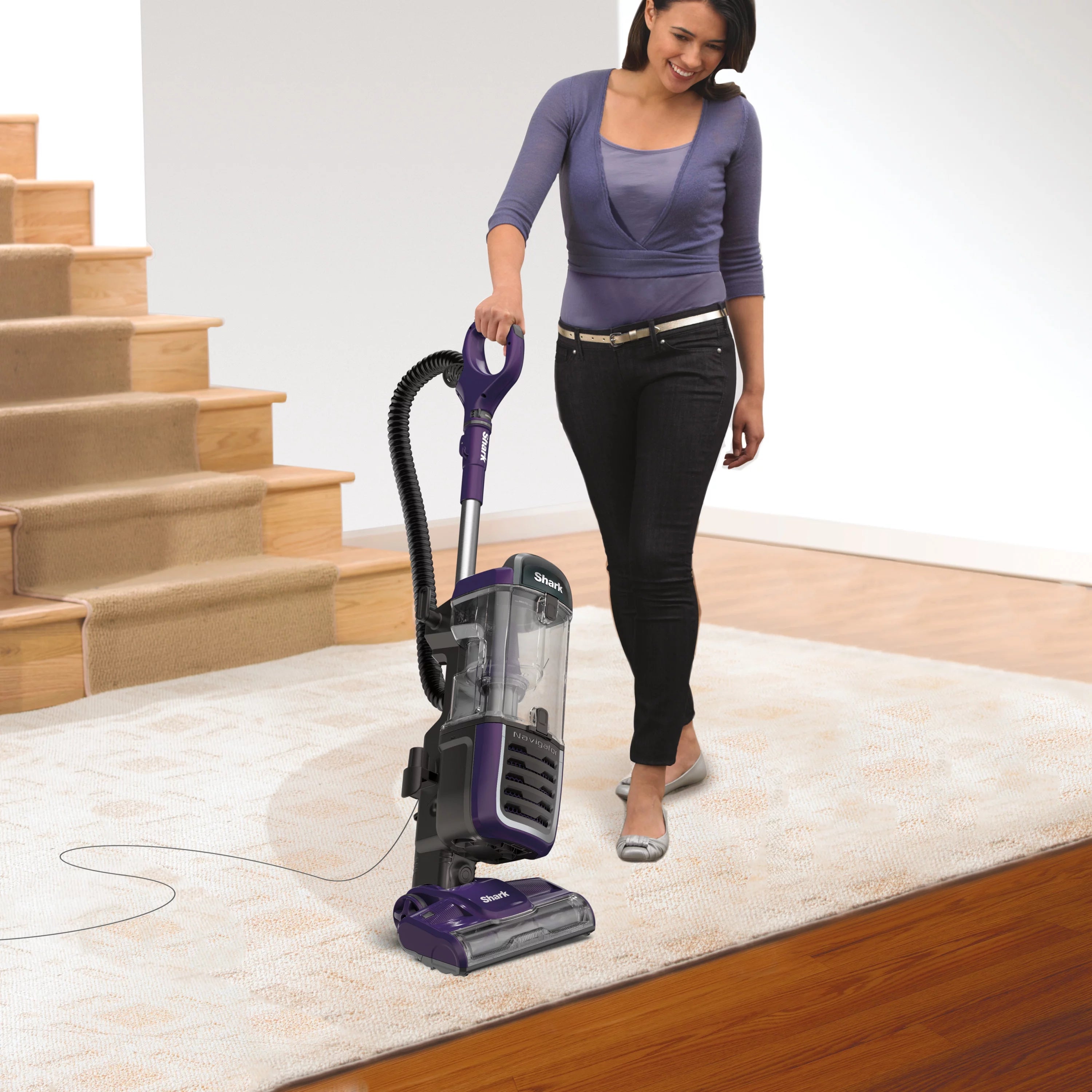 Shark Navigator Swivel Pro Complete Upright Vacuum NV150 Z788