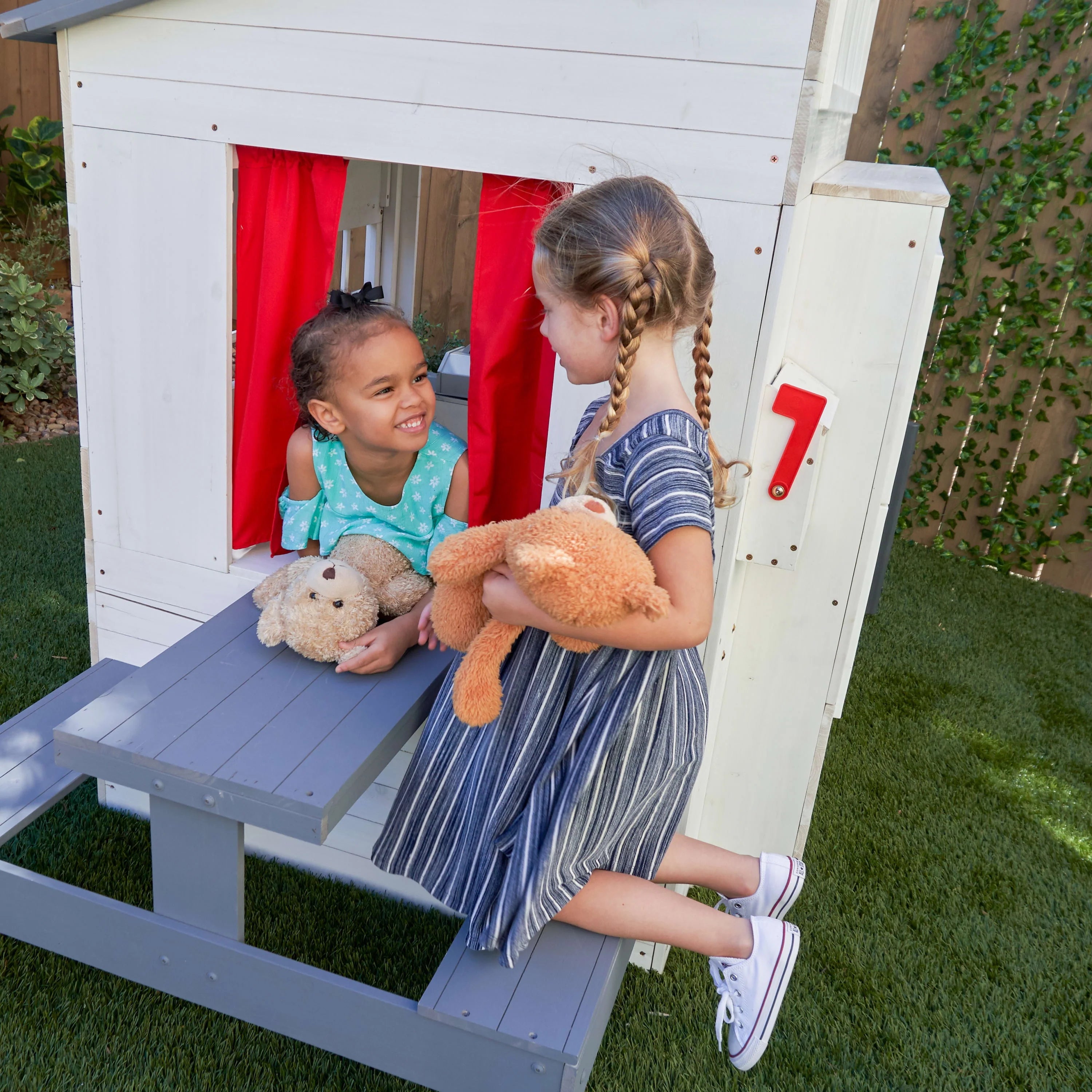 KidKraft Modern Outdoor Wooden Playhouse with Picnic Table, Mailbox & Grill, White P4610