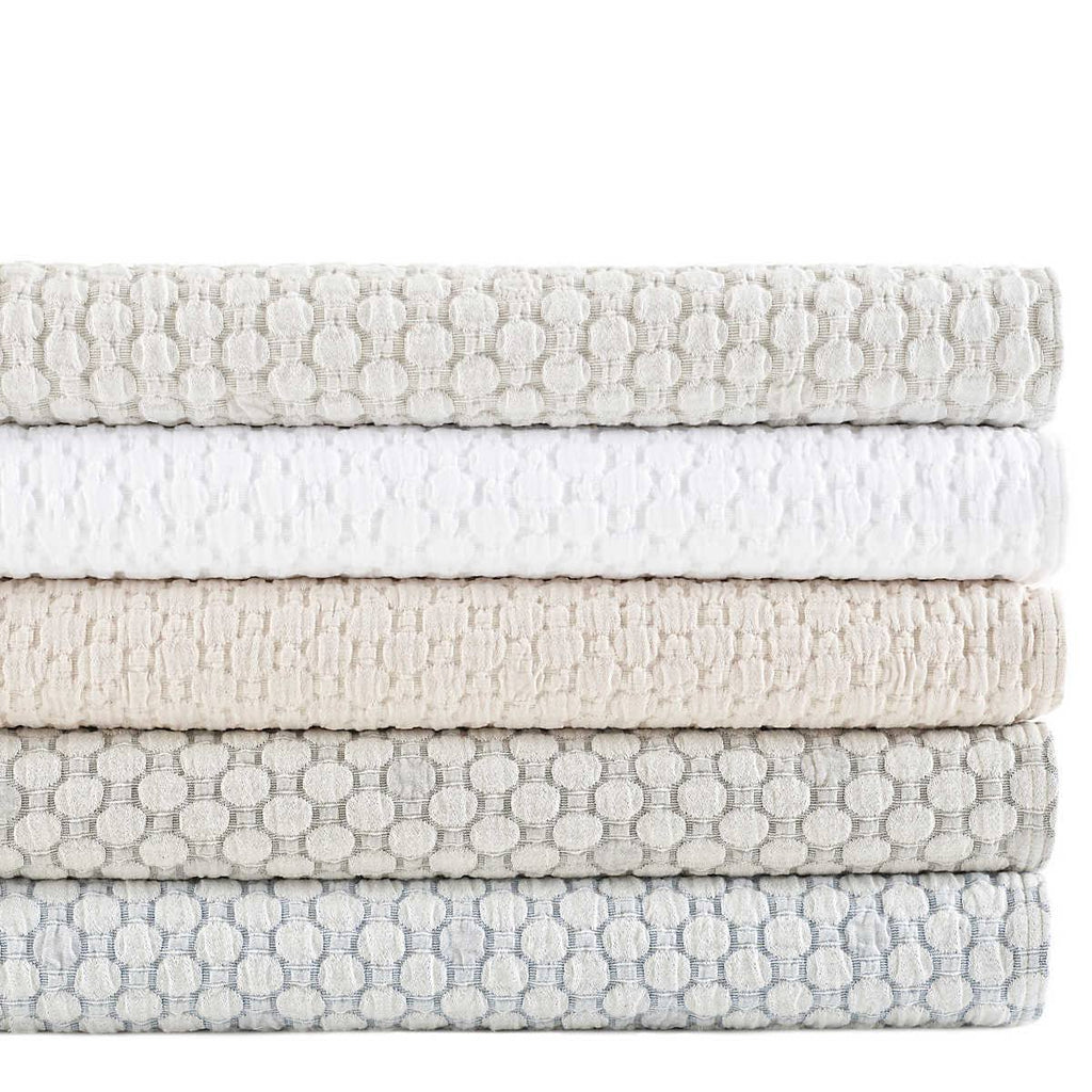 Pine Cone Hill Lodi Silver Matelasse Coverlet King O6615