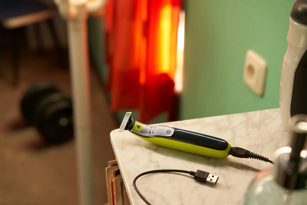 Philips Norelco Oneblade 360 Face + Body Hybrid Electric Razor and Beard Trimmer for Men U52838