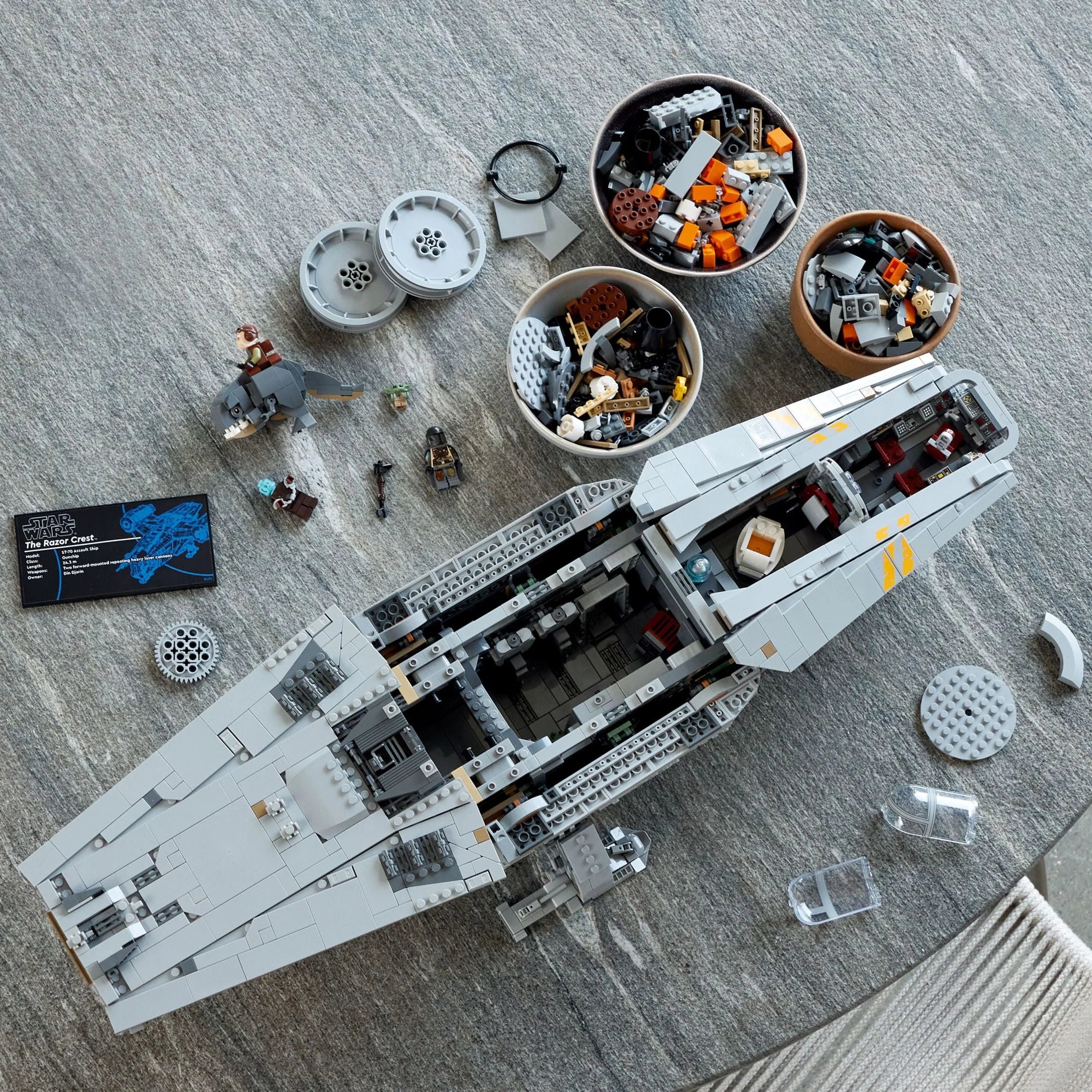 LEGO Star Wars The Razor Crest UCS Starship Set 75331 for Adults X693