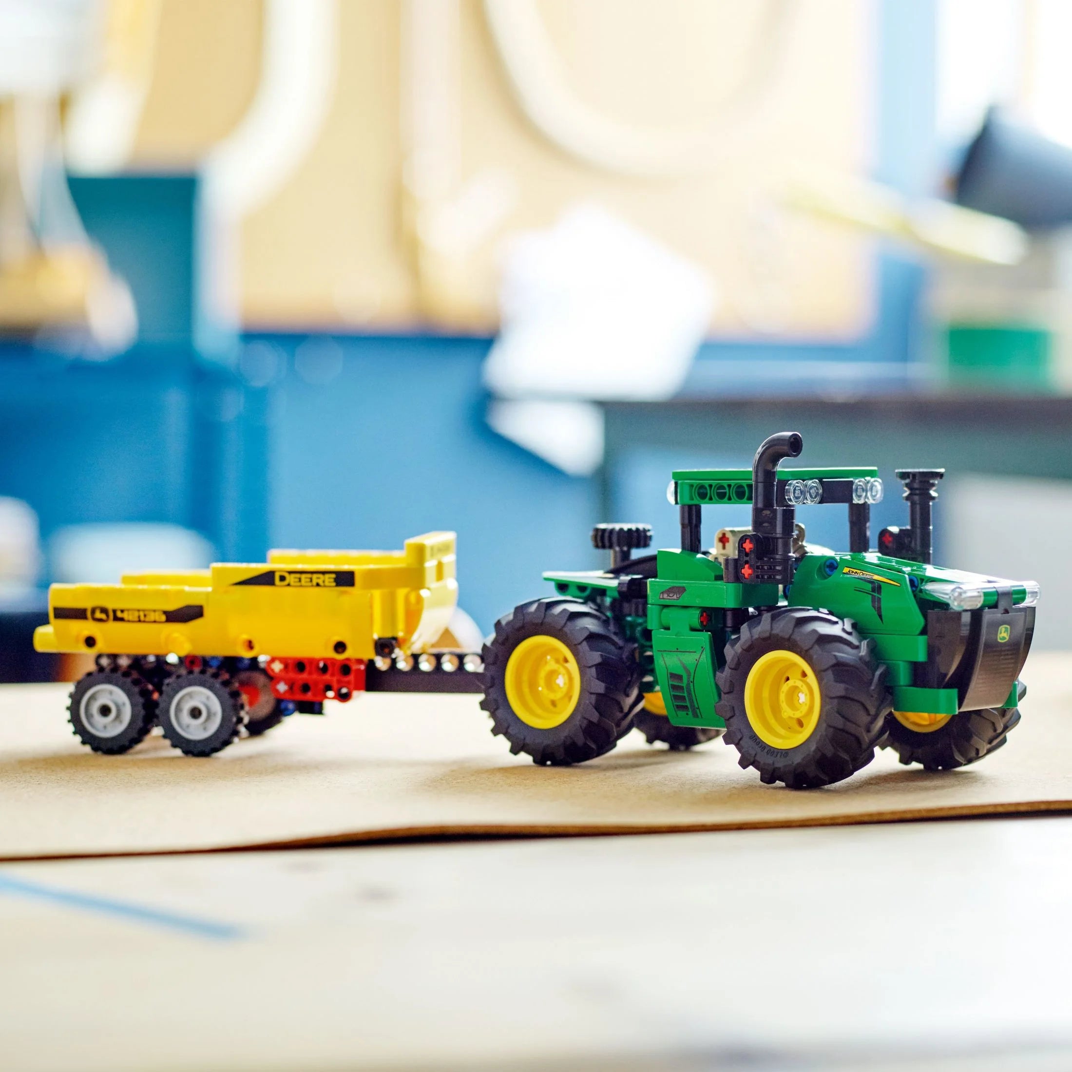LEGO Technic John Deere 9620R 4WD Tractor Toy 42136 Building Set S20024