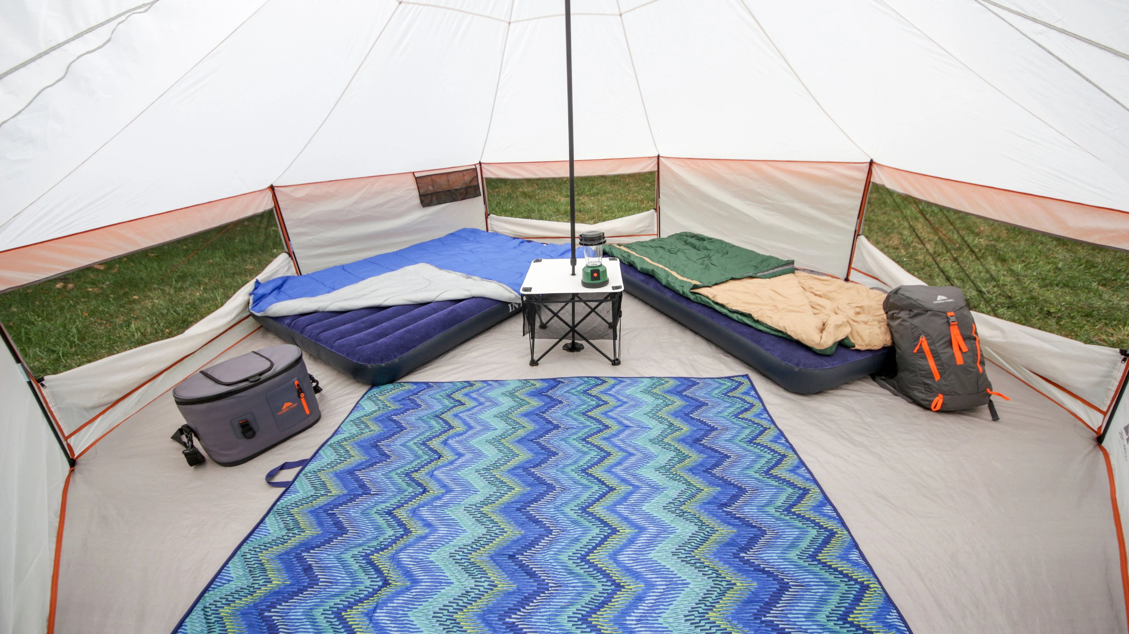 Ozark Trail 13 x 13 x 92 8 Person Yurt Tent H4958