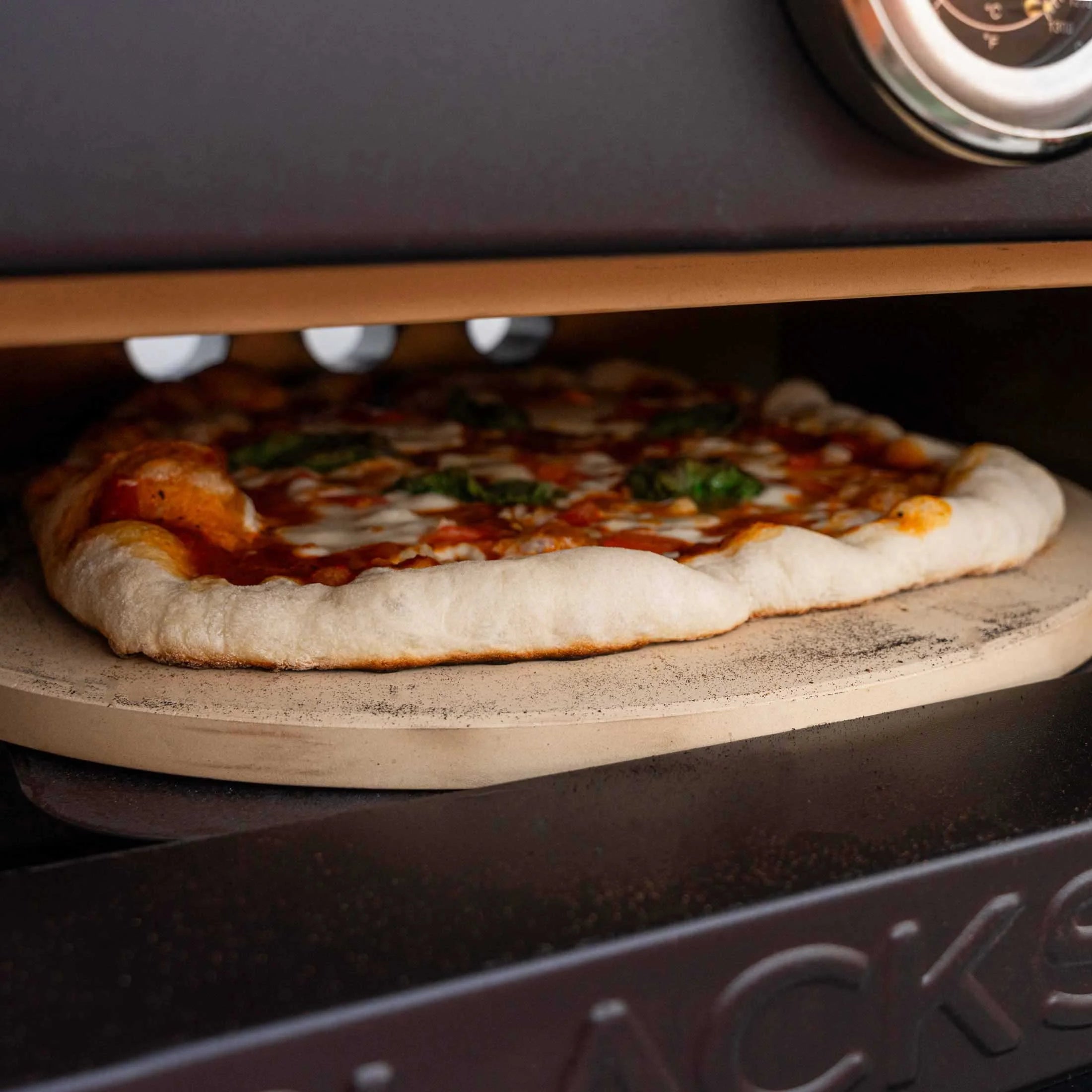 Blackstone On The Go 17 Pizza Oven with Burner Base O96971