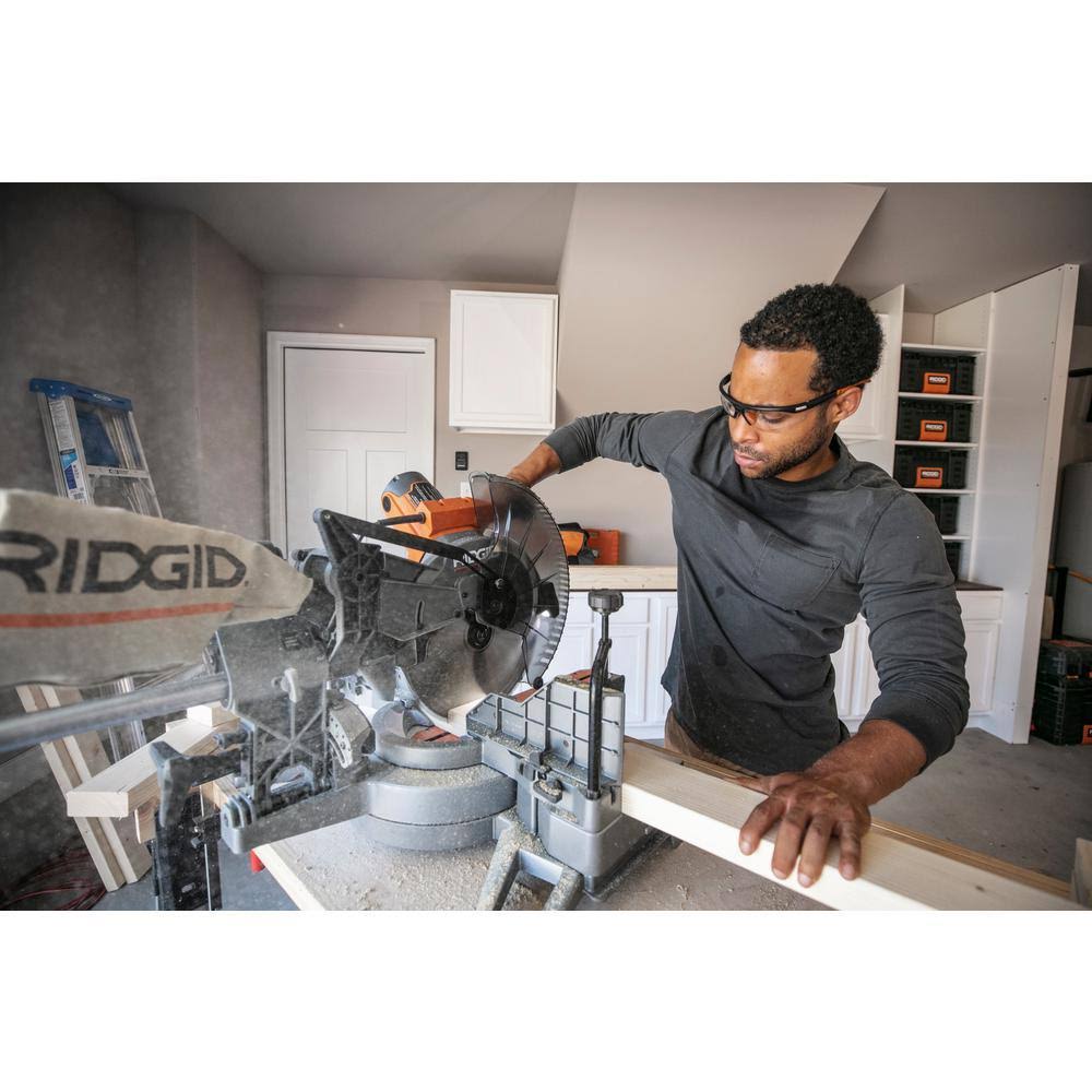 Ridgid 15 Amp 12 in. Dual Bevel Sliding Miter Saw R4222 P8288