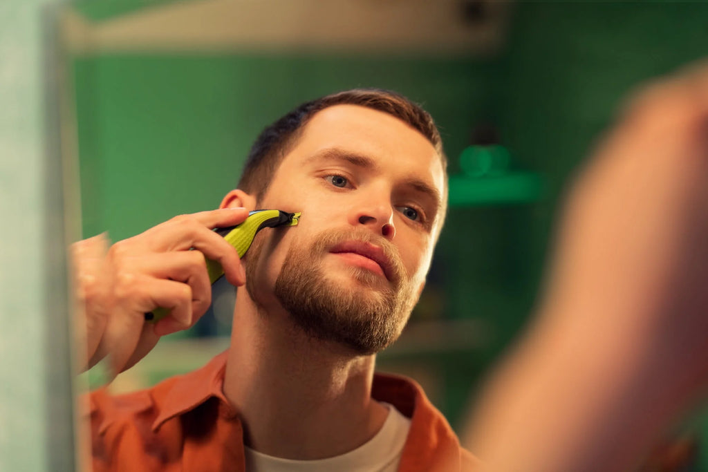 Philips Norelco Oneblade 360 Face + Body Hybrid Electric Razor and Beard Trimmer for Men U52838