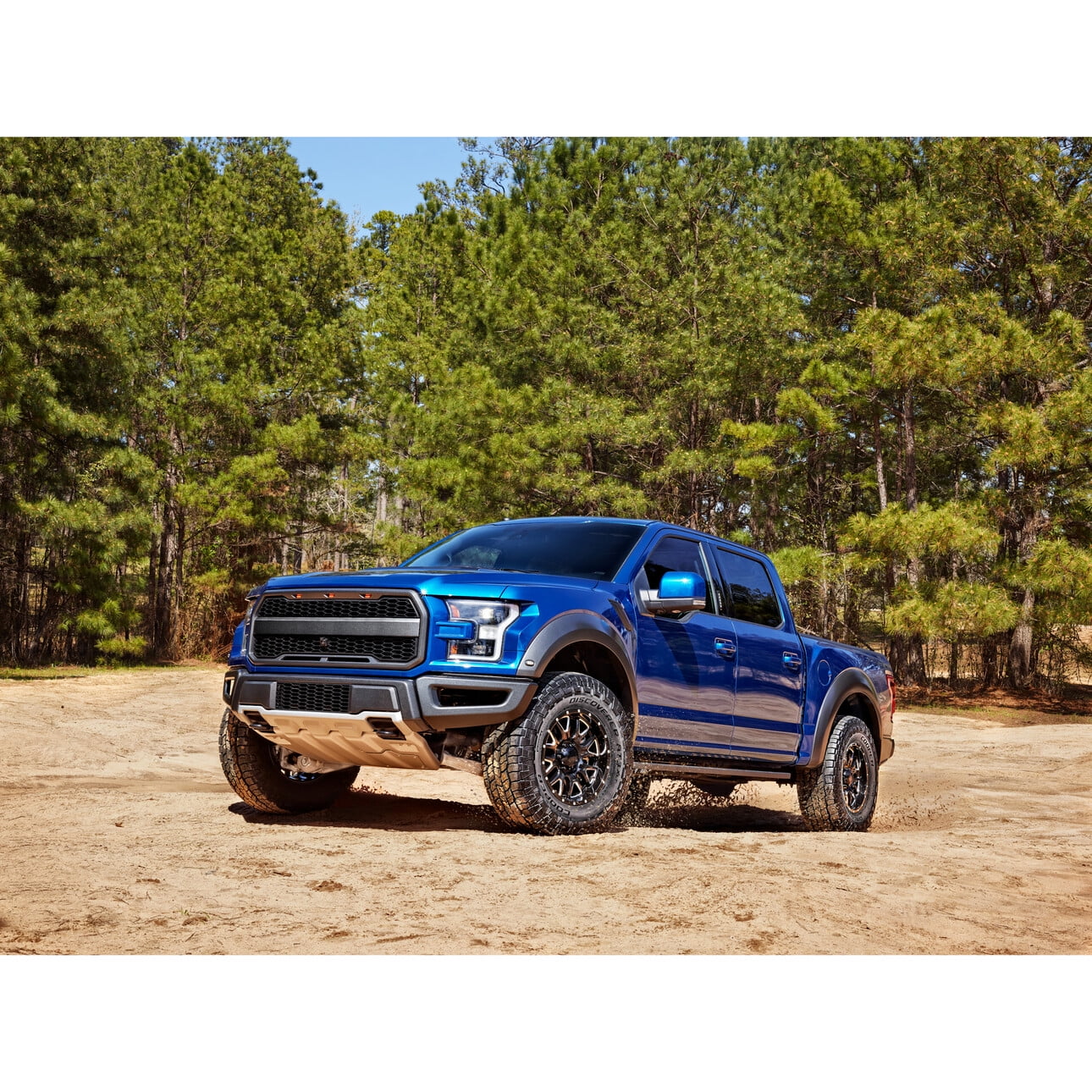 Cooper Discoverer AT3 XLT All-Season LT275/65R20 E 126S Tire I3473