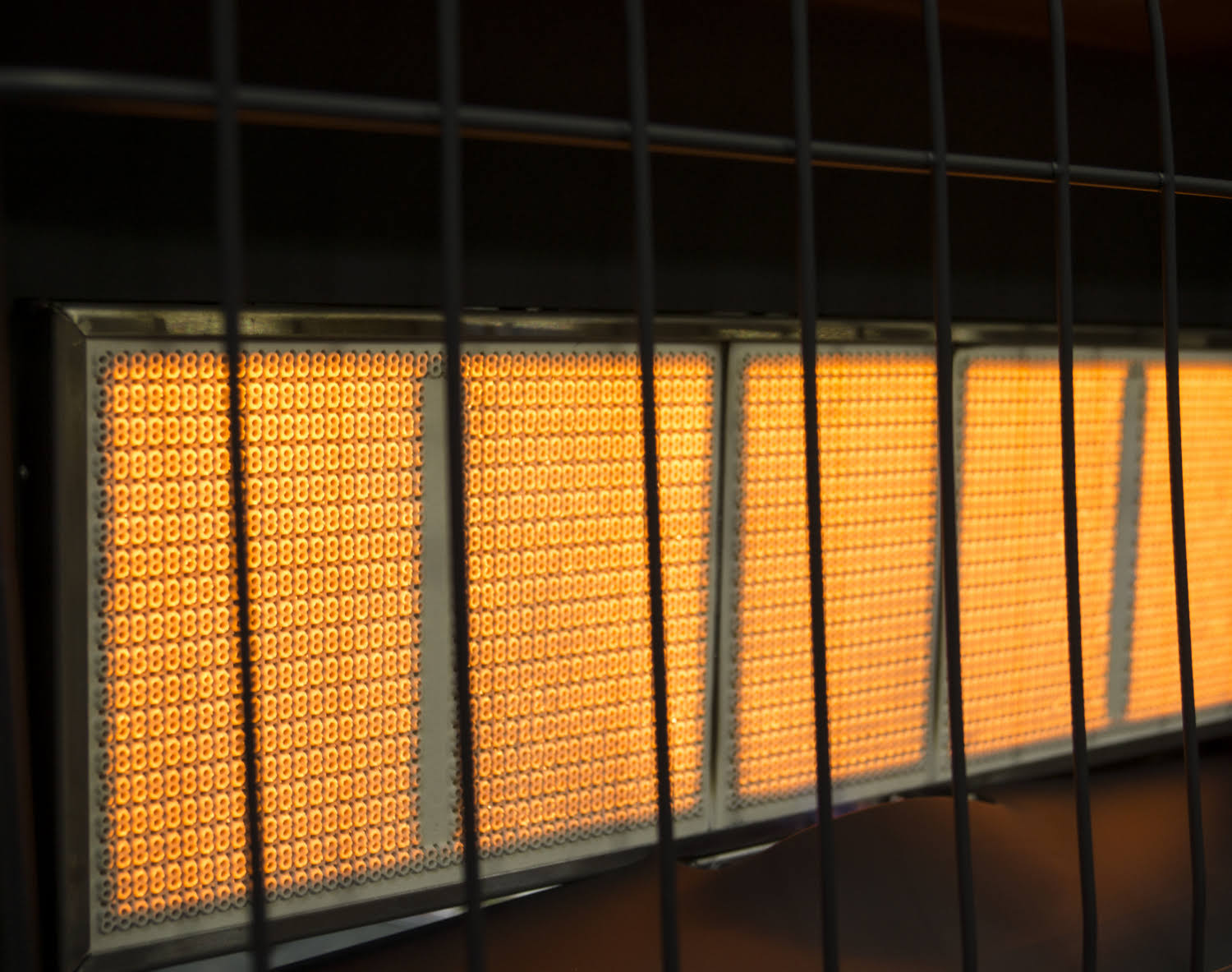 Dyna-Glo IR30NMDG-1 30,000 BTU Natural Gas Vent Free Infrared Wall Heater T4250